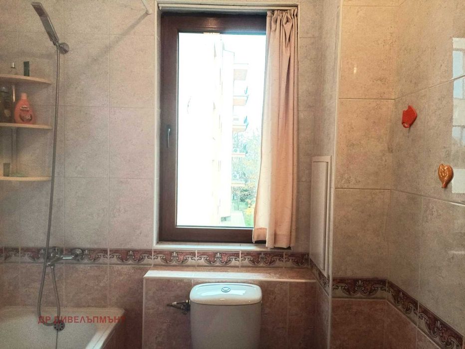 Дава се под наем Тристаен апартамент в к.к. Слънчев бряг - 101 кв.м за 307 € - Снимка #8