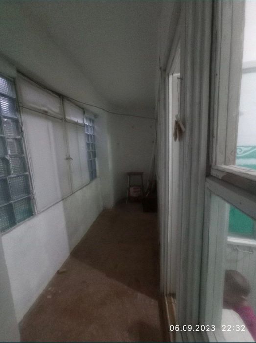 1 xonalik kvartira tez arzon sotiladi