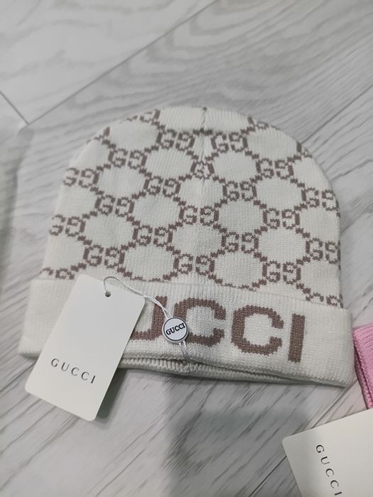 Fesuri LV Gucci Moncler