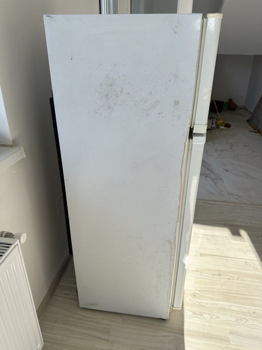 Frigider functional