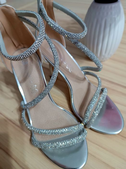 Официални обувки