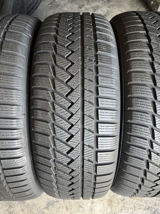 4 anvelope de iarna 215/55/17 Continental 7-7.5 mm!