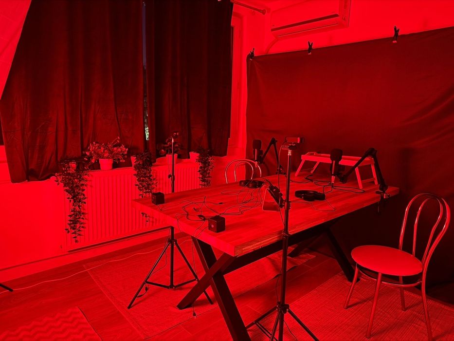 Podcast studio for rent