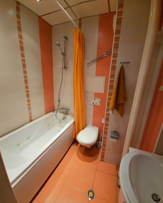 Продава се Тристаен апартамент в София, Зона Б-18 - 72 кв.м за 2320 €/кв.м - Снимка #10