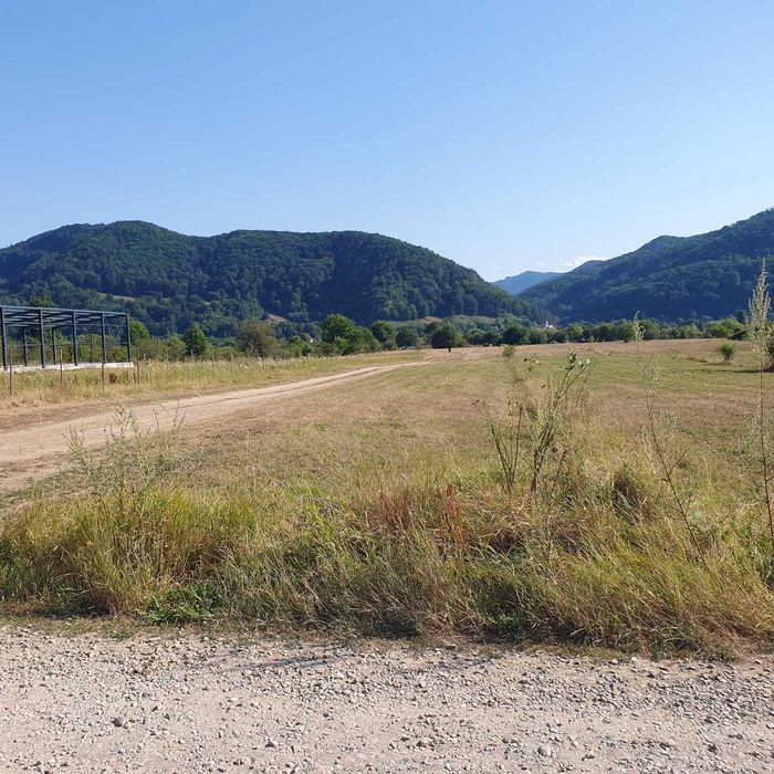 Teren Intravilan 5.440 mp cu Utilități (Gaz, Curent, Apă) – Bistrița, Alexandru cel Bun (70000 euro)