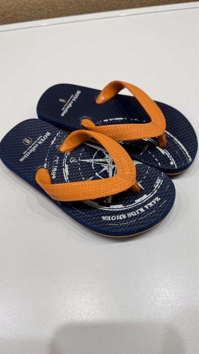 Сланцы ZARA на мальчика 24 размер