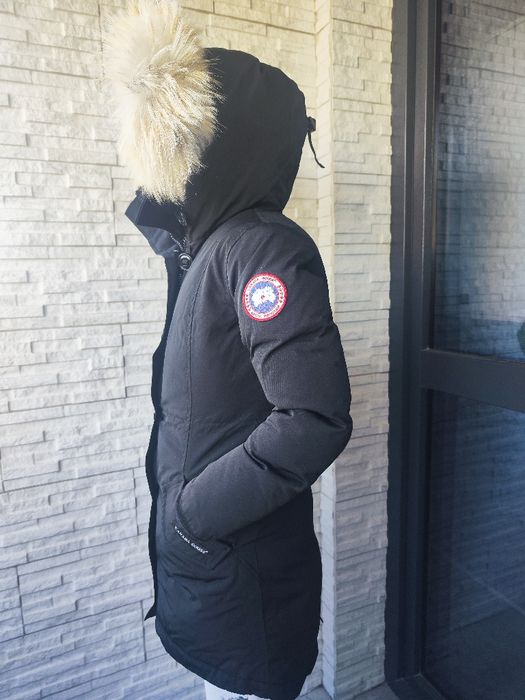 Продавам зимно дамско яке