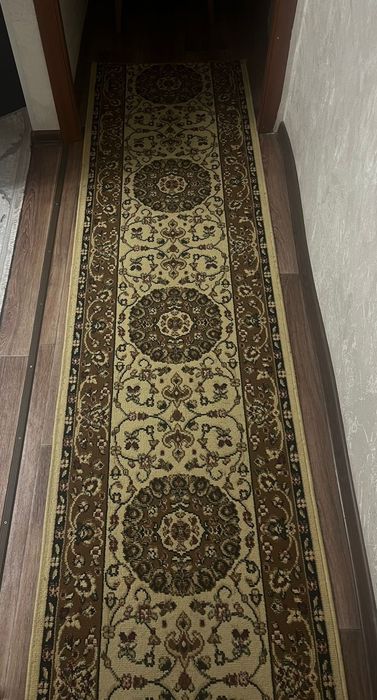 Продается ковровая дорожка