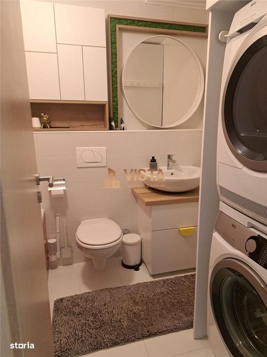 Apartament 3 camere decomandat Coresi, 2 bai,  bloc nou cu lift, mobil