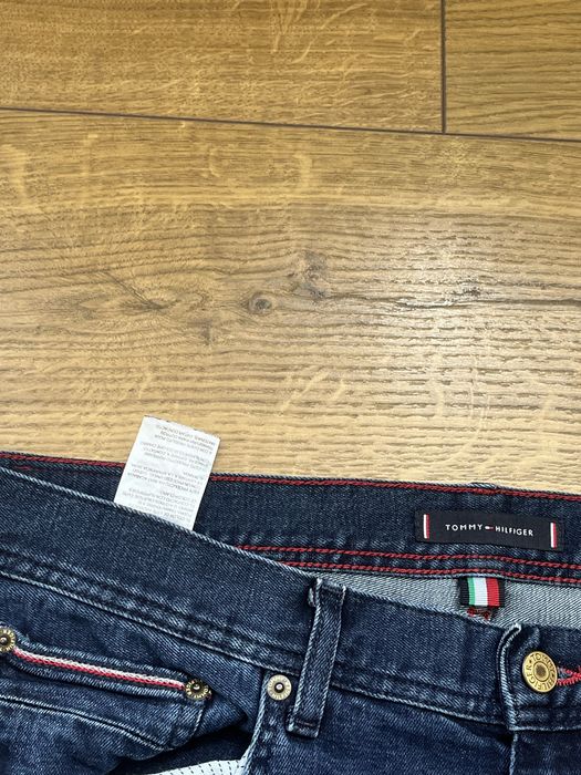 Tommy Hilfiger : Denton Straight - 36 размер / Оригинал