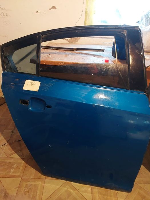 ДВЕРИ  Шевроле Круз седан