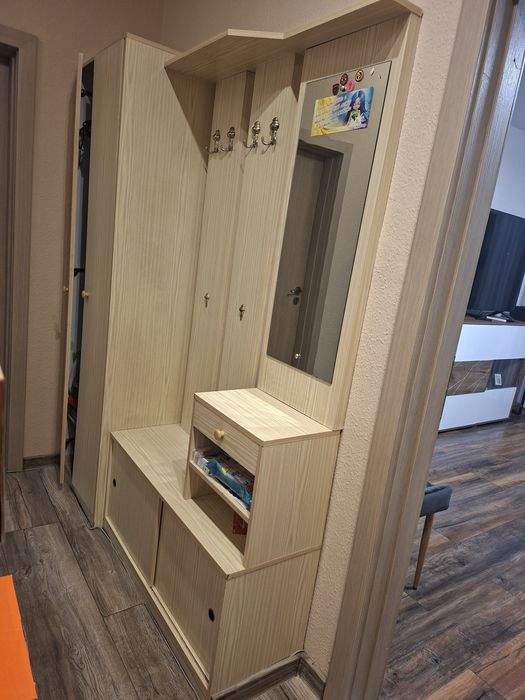 Портманто за коридор