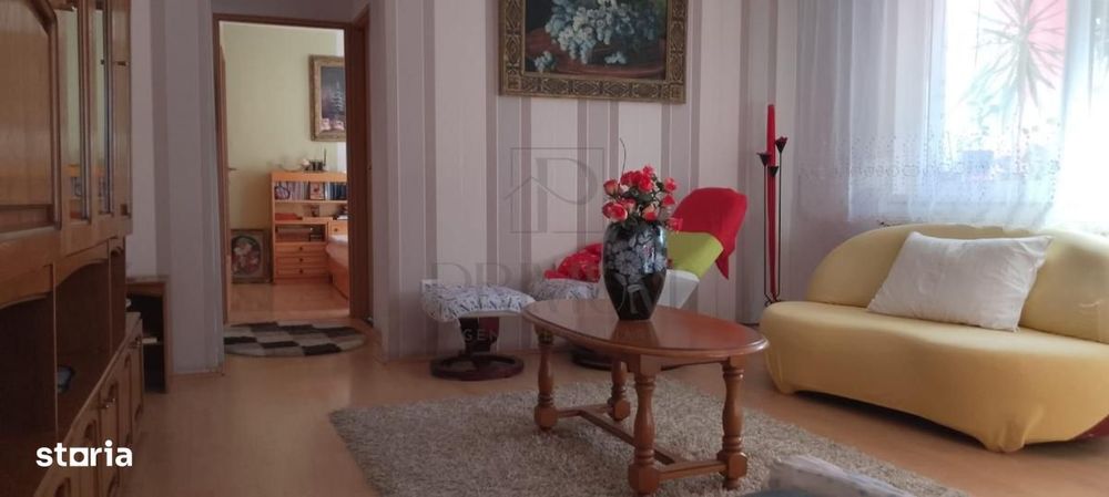 Dambovita - Bloc Izolat - 3 Camere - Etaj 2 - Centrala Proprie - 2 Bai