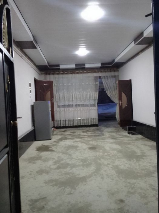 Ховли Срочно сотилади