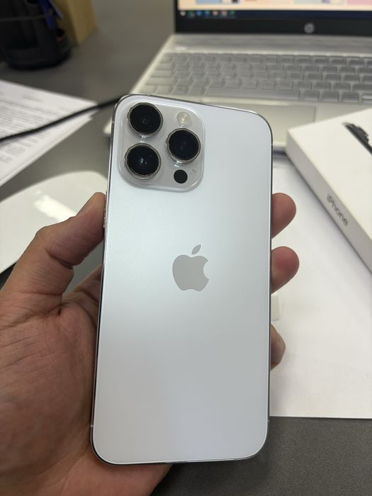 Iphone 17 air iphone 14pro max обменяю два телефона