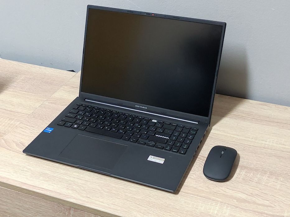 Продается ноутбук Asus Vivobook 15