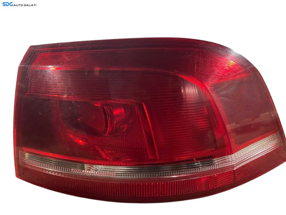 Stop Lampa Tripla Dreapta Halogen de pe Aripa Caroserie Volkswagen Passat B7 Break Combi 2010 - 2015 Cod 3AF945096G [LR0322]