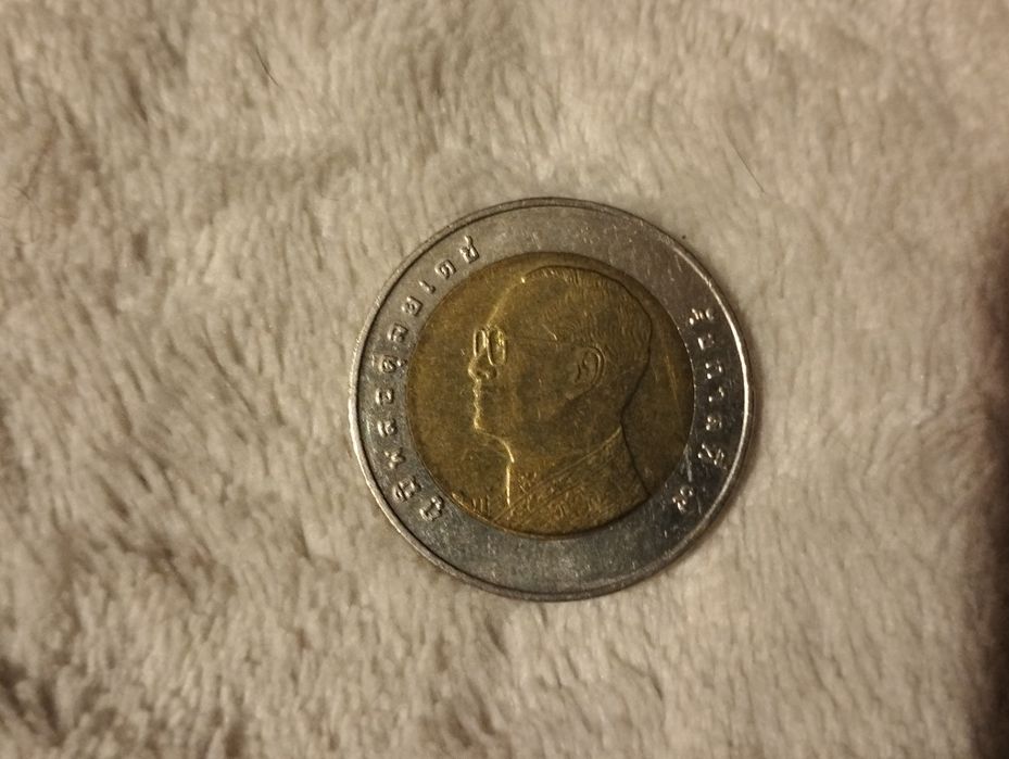 Продам коллекционные монеты/купюру
