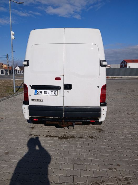 Vând Renault Master