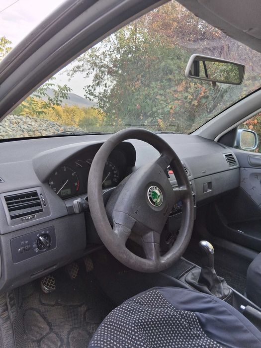 SKODA Fabia 2002 — imagine 4