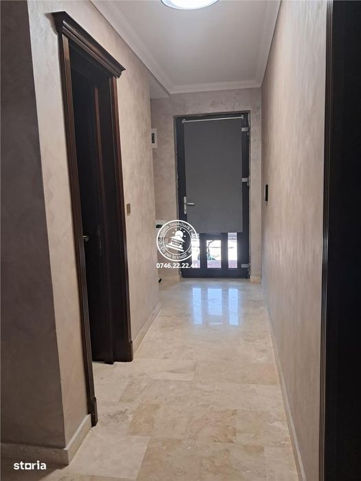 Casa cocheta de vanzare, zona centrala Tg. Cucu - Podul de Fier