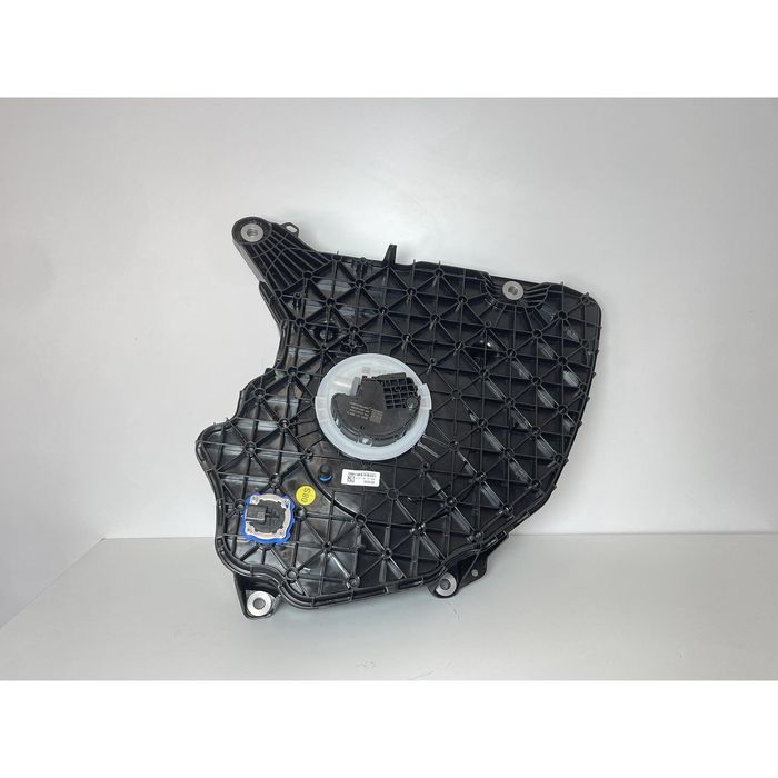 Резервоар за adblue za audi a8 d5 - 8w0131879bb
