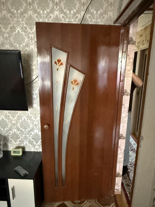 Продам межкомнатные двери