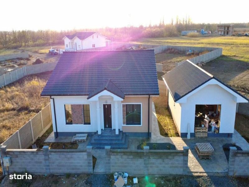 Casa individuala Mosnita Noua cu garaj de 35 mp