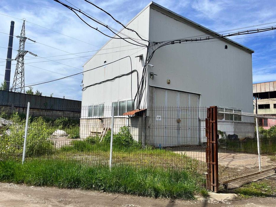 Hală industrială de vânzare în Baia Mare, zona Vasile Lucaciu 1.395 mp