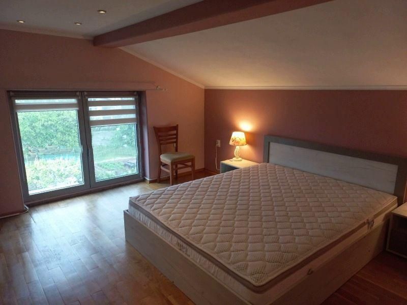 Етаж от къща, под наем, гр. Нови Искър