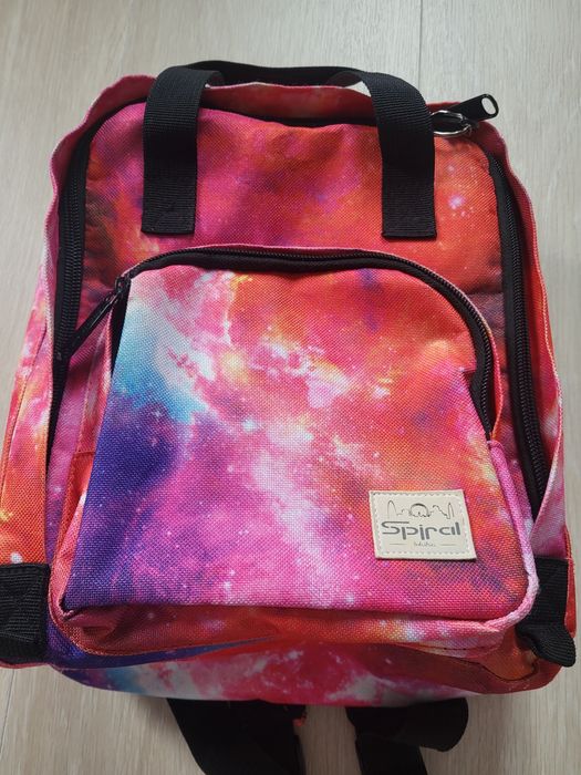 Детска раница за момиче