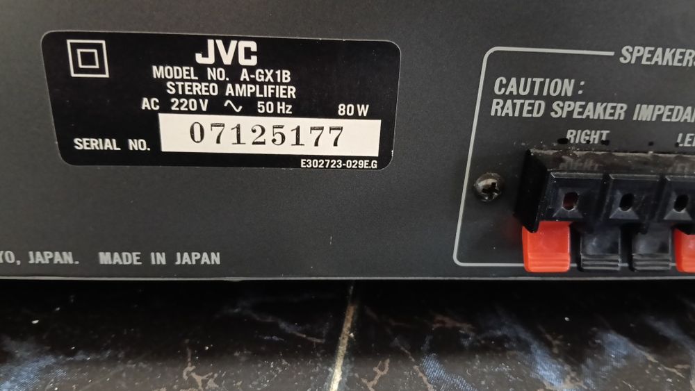 Linie audio JVC japoneză