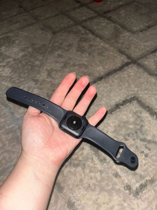 Apple Watch SE 2 Gen