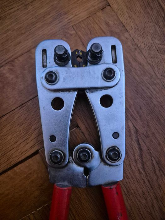 Кербовачни клещи Wurth