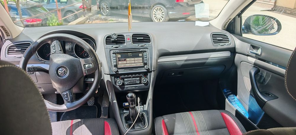 Se vinde Ww Golf 6 variant.