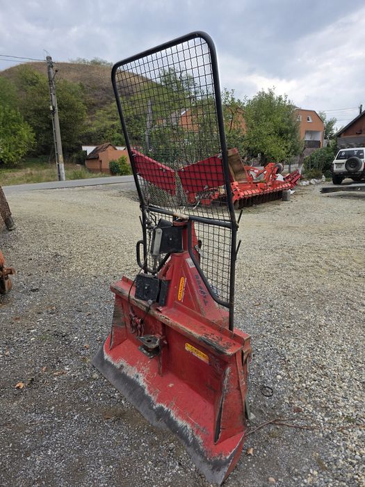 Troliu forestier in tiranti TAJFUN 4T cu 60 m cablu