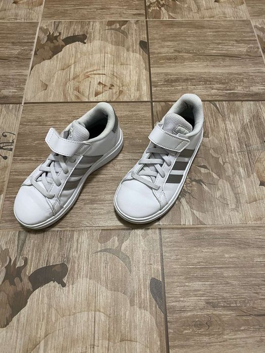 Детски маратонки Адидас