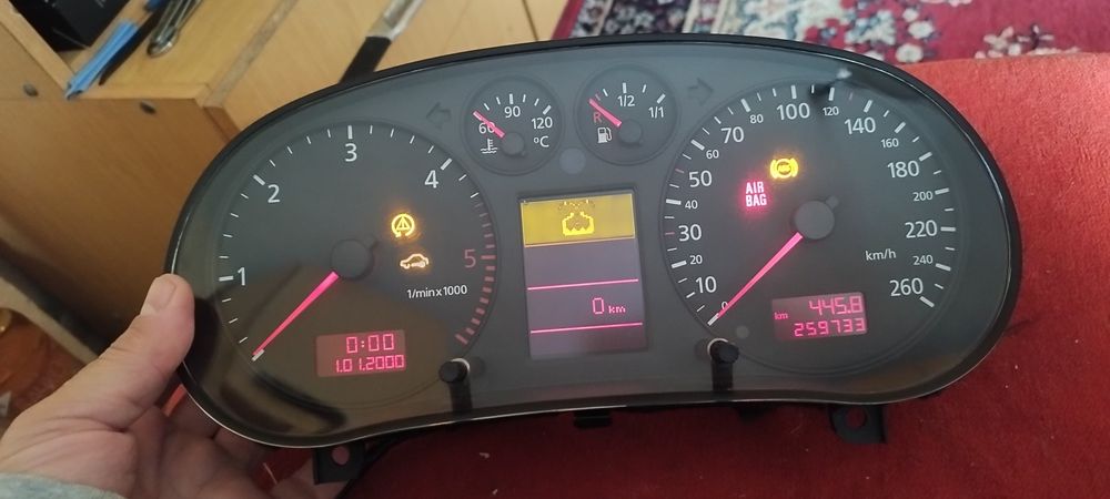 Километраж Audi a3 8l vdo ful fis