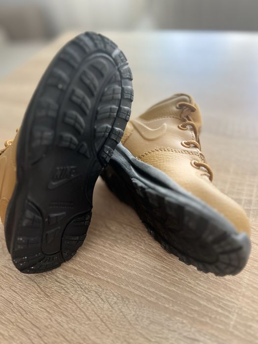 Sky Jordan Nike 28.5 и боти Nike 27 размер