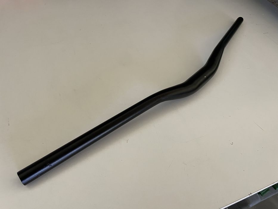 Vand Pipa FSA Grid cu prindere ghidon 35 + ( cadou )