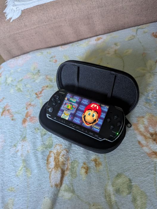 Consolă PSP 3000 modată - ARK 5, Card 32GB, Baterie Ostent, Accesorii