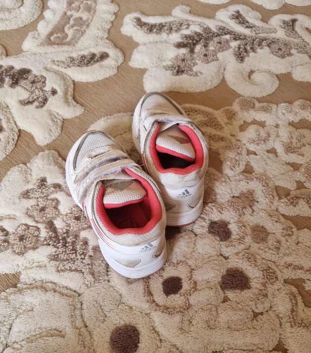 Кроссовки Adidas(оригинал)