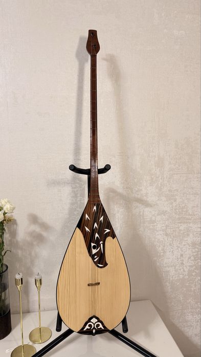 Бүркіт домбыра. Домбыра 48 размер