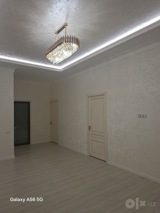 Кибрай Узумзорда 3 сотоклик тайер ховли сотувда. 4 та хона, 2 та сануз
