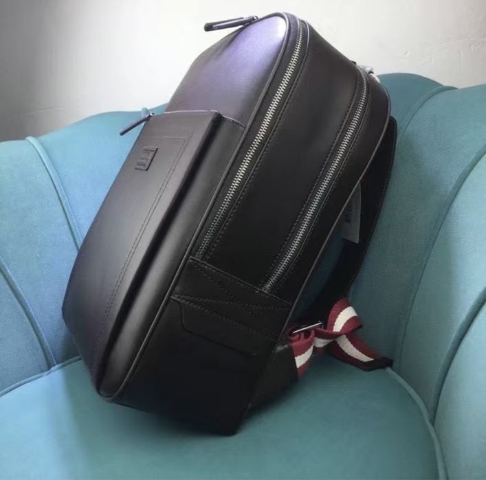 Рюкзак BALLY. 30000