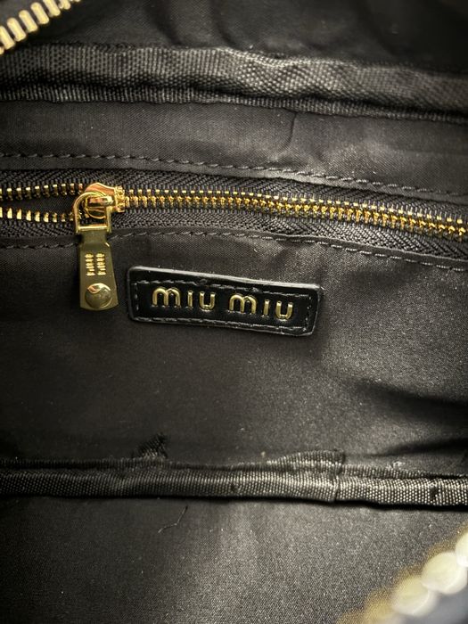 Geantă Miu Miu neagră