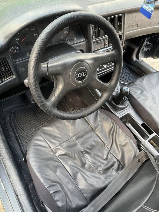 Audi 80 в хорошем состаяний