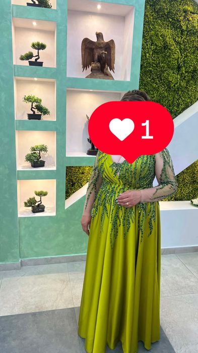 Vand rochie de ocazie