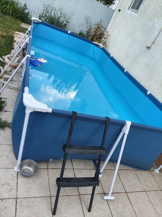 Piscina 400/200 cu pompa