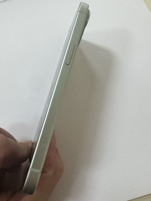 Iphone 15 pentru recarosare